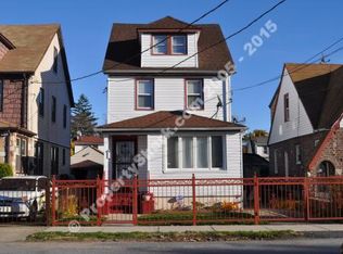 13203 220th St, Springfield Gardens, NY 11413