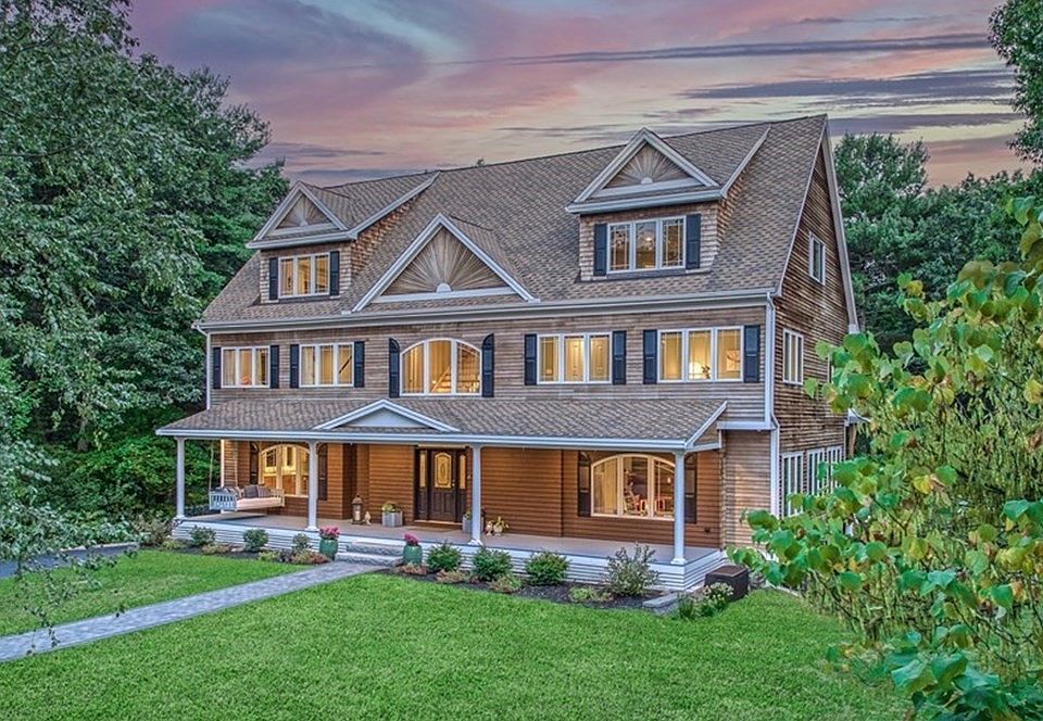 4 Poplar St, Wilmington, MA 01887 Zillow