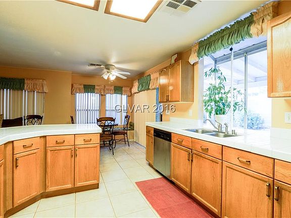 5th image of 1922 Curio Dr