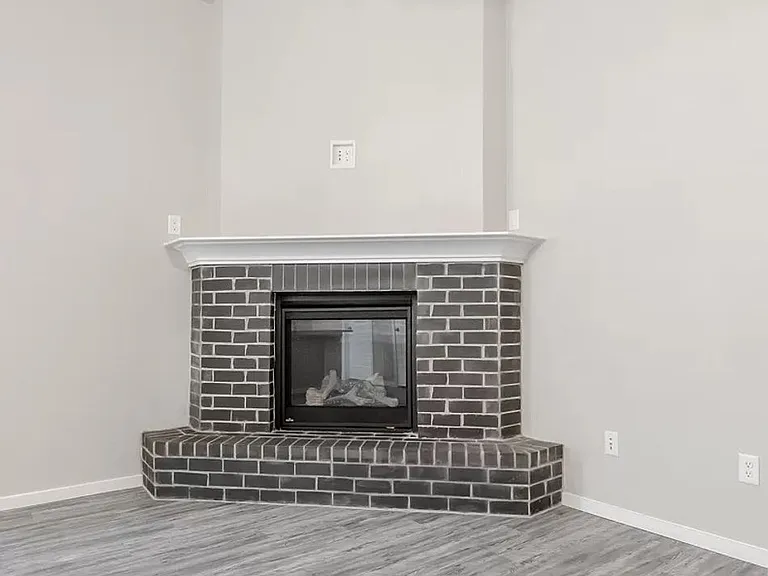 1912 Crescent Pl #1118 — Photo 4