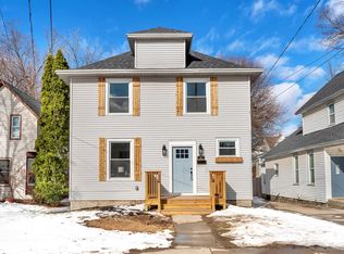 345 Carrier St NE, Grand Rapids, MI 49505