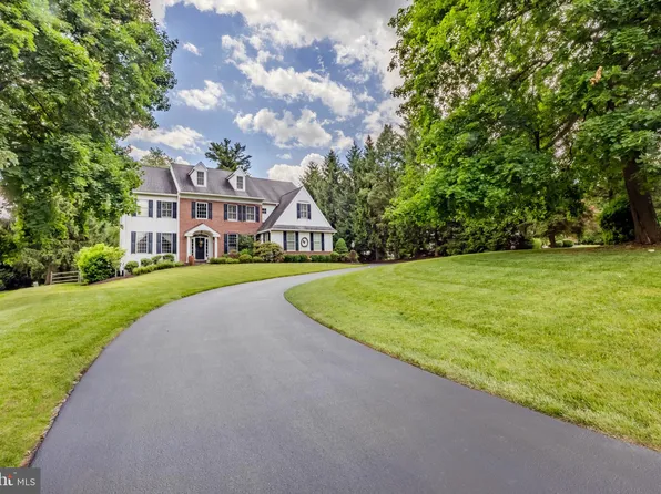 1140 Waterloo Rd, Berwyn, PA 19312