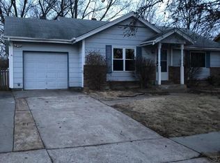 2069 Monks Hollow Dr, Florissant, MO