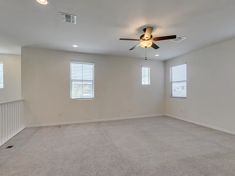 135 Berneri Dr — Photo 22