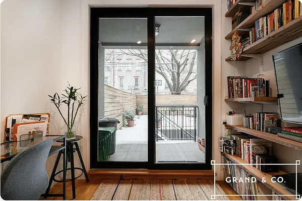 Rented by Grand & Co. | media 30