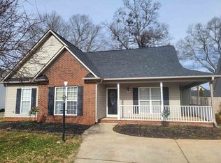 743 Running Creek Ln, Boiling Springs, SC 29316