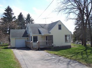 225 W Summit Ave, Ellsworth, WI 54011