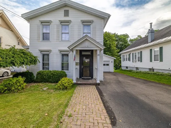21 Hillside Ave, New Hartford, NY 13413