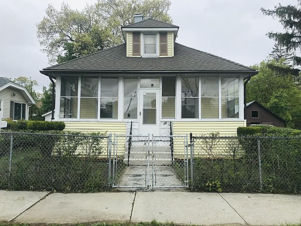 28 Jasper St, Springfield, MA 01109 Zillow