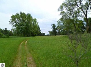 1025 Putter Dr, Weidman, MI 48893