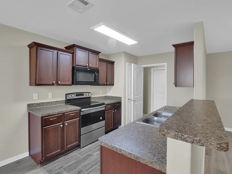 12302 Wavecrest Rd — Photo 17