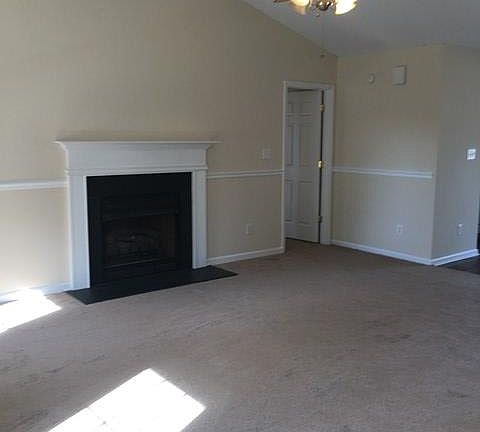 2nd image of 104 Bett Dr