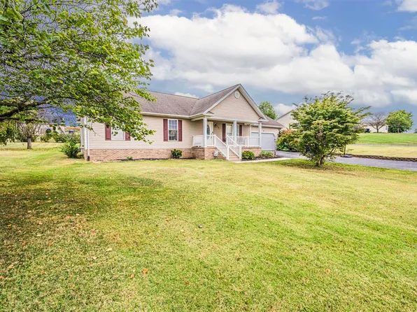 107 Red Barn Way, Cave City, KY 42127