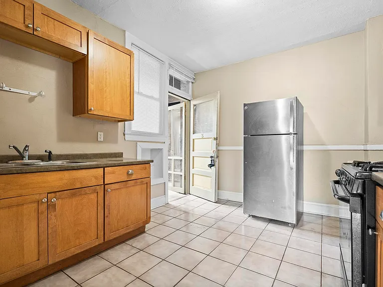 2729 Euclid Heights Blvd #3 — Photo 18