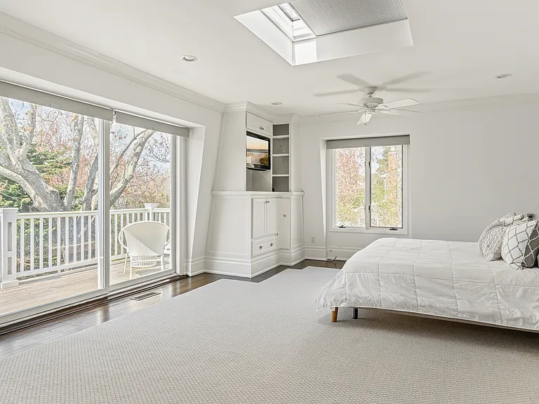9 Fox Hollow Ln — Photo 12