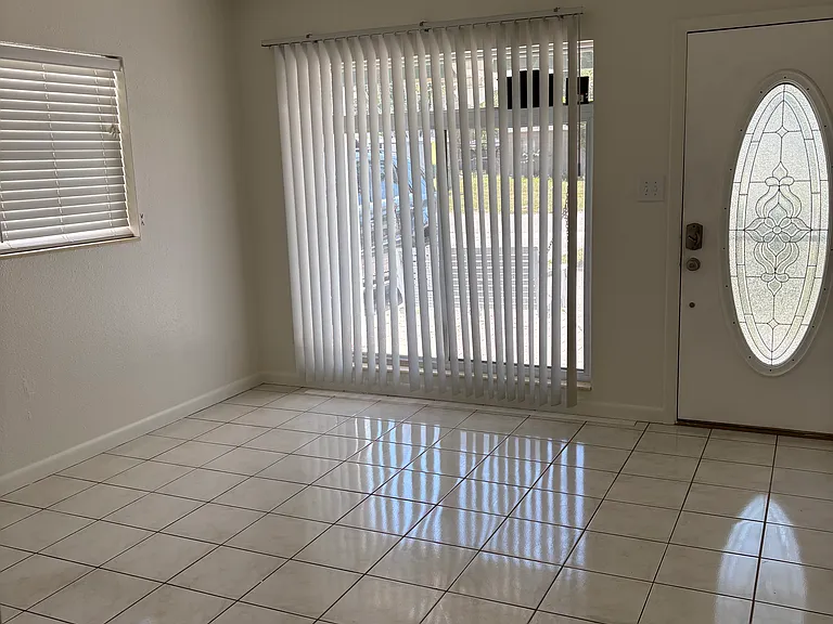 312 W Cornelius Cir — Photo 19