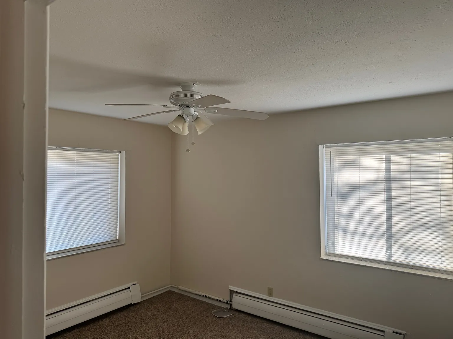 2 bed, 742 sqft, $1,000 — Photo 2