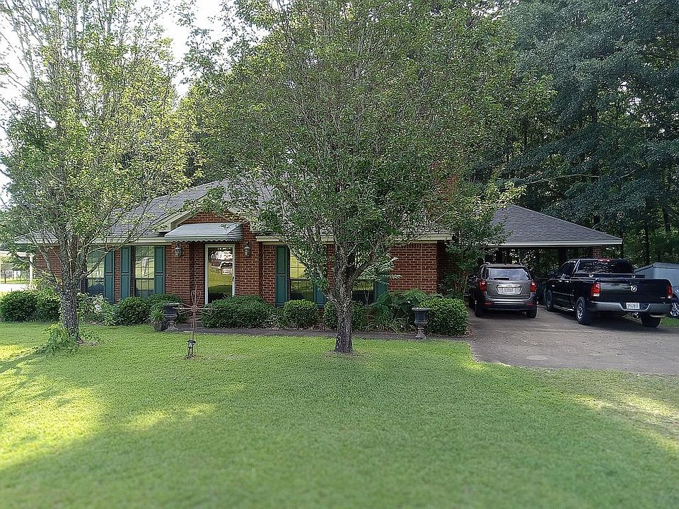 Welcome Home 1446 S Ann