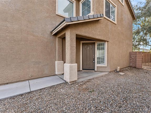 4th image of 1121 Autumn Blossom St