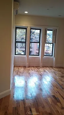 Rented by City Connections Realty | media 3