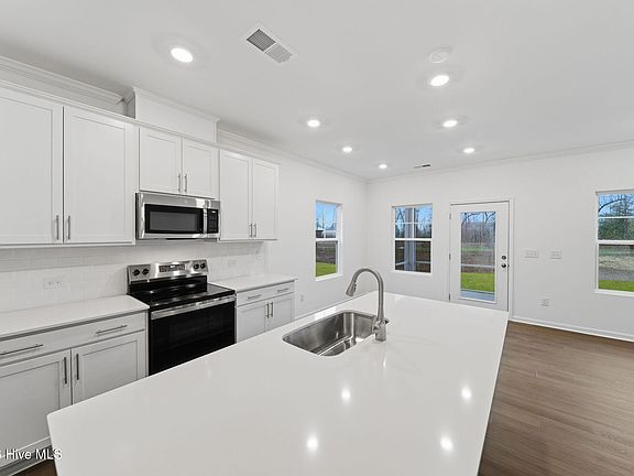 5th image of 5826 Mill Stone Way W