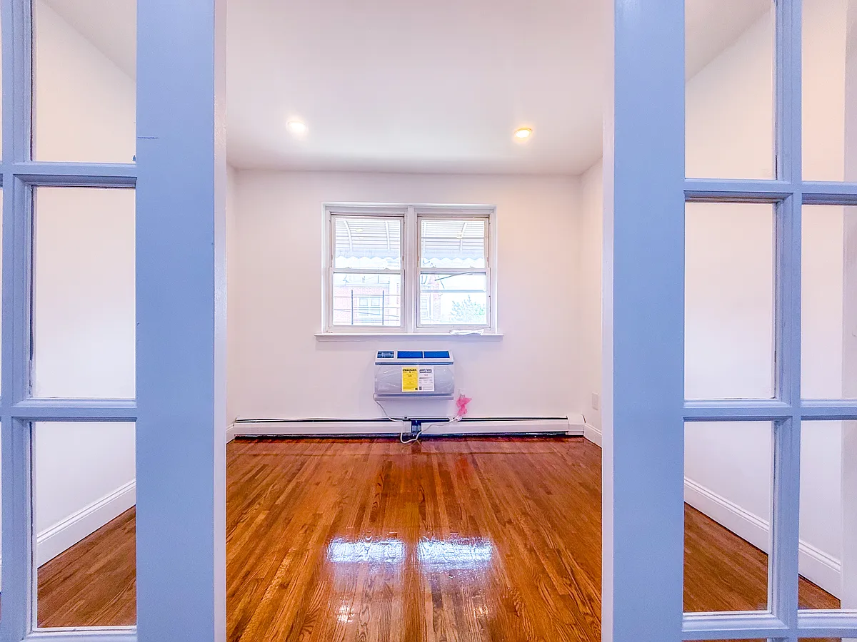 Building Photo - 25-97 38th St #3F