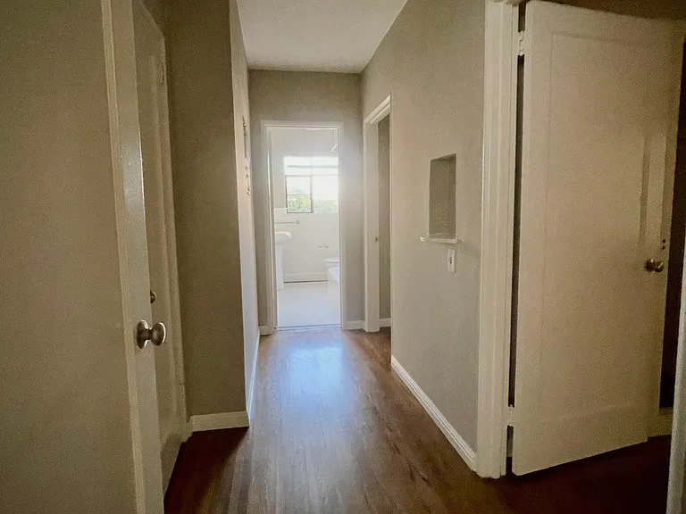 2909 Park Blvd #2 — Photo 4