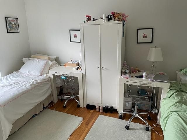 2nd image of 135 Charles St APT 3