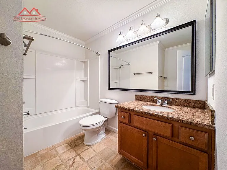 2250 Monroe St #256 — Photo 18