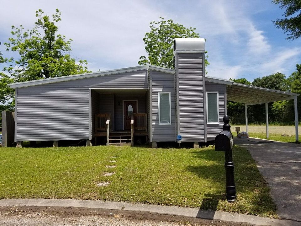 1st image of 117 Sun Village Dr