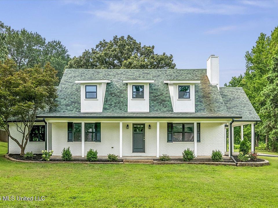 1st image of 4673 Douglas Dr