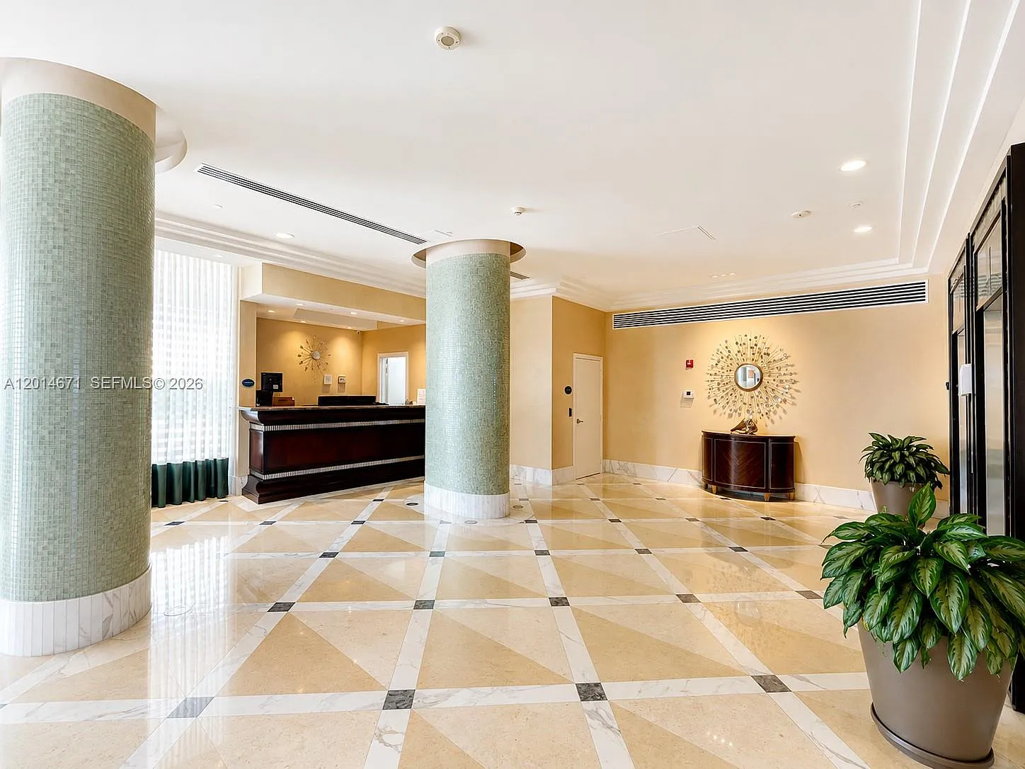 The Collins Condo — Photo 3