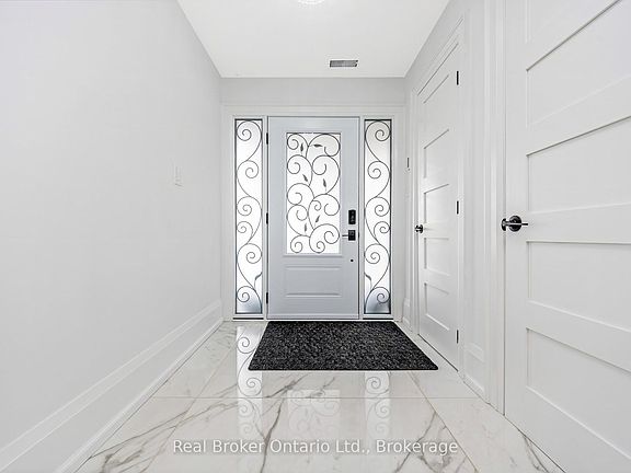 4th image of 5938 Trafalgar Rd
