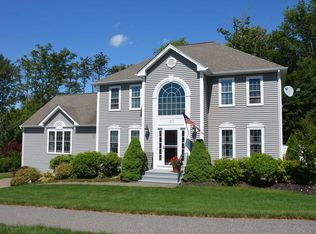 10 Marjorie Ln, Rutland, MA 01543