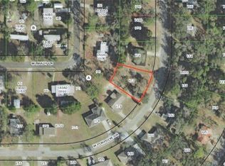 7145 W Porpoise Dr, Homosassa, FL 34446