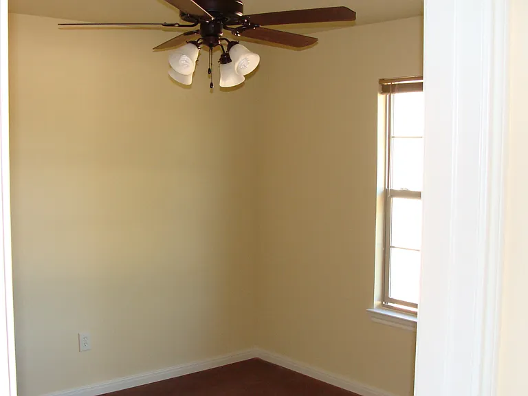 115 Meadow Park Cir #115 — Photo 14