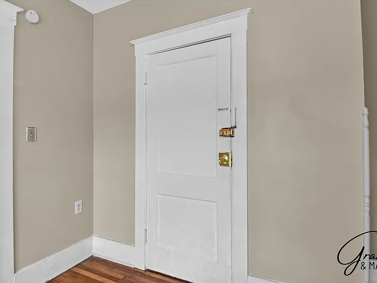 1943 W Bethune - 1943 Rock City LLC — Photo 4
