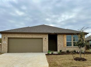 8209 Tomcat Trl, Godley, TX 76044