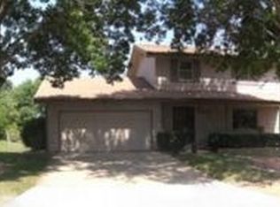 2331 Bryce Dr, Lawrence, KS 66047