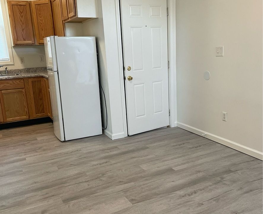 1st image of 231 E 13th St #10615418