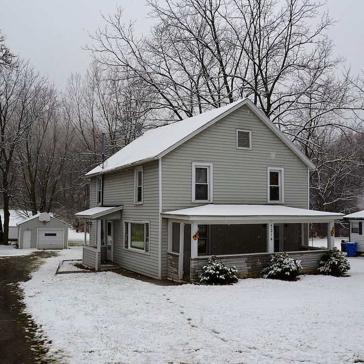 1st image of 3214 E Foster St
