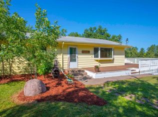 1130 37th St, Hudson, WI 54016