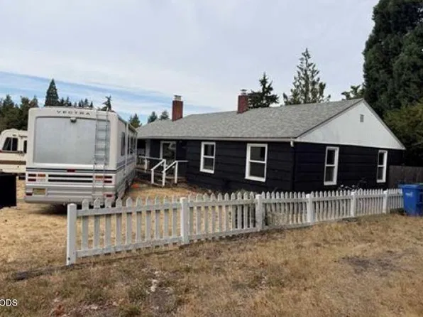 3251 W 18th Ave, Eugene, OR 97402