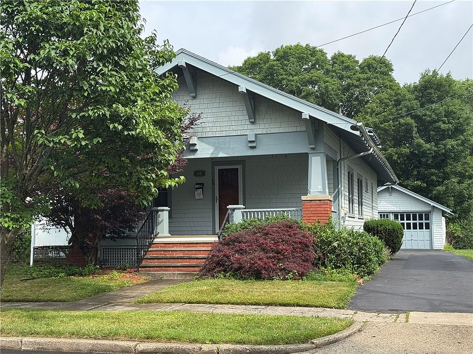 1st image of 74 Earley St