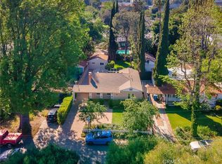 5233 Lemp Ave, North Hollywood, CA 91601