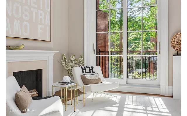 Sold by Douglas Elliman | media 14