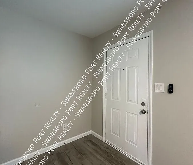 408 Myrtlewood Cir — Photo 3