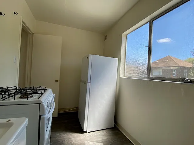 Studio, $1,175 — Photo 4