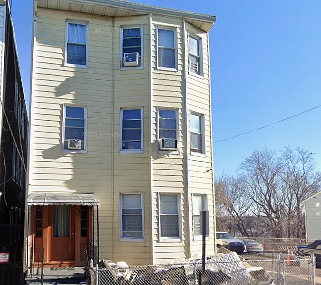 152 Ridge Ave #3 — Photo 1