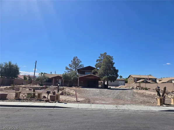 1695 E Camero Ave, Las Vegas, NV 89123